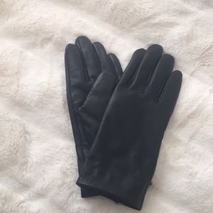 Brand new leather gloves size S/M dark brown